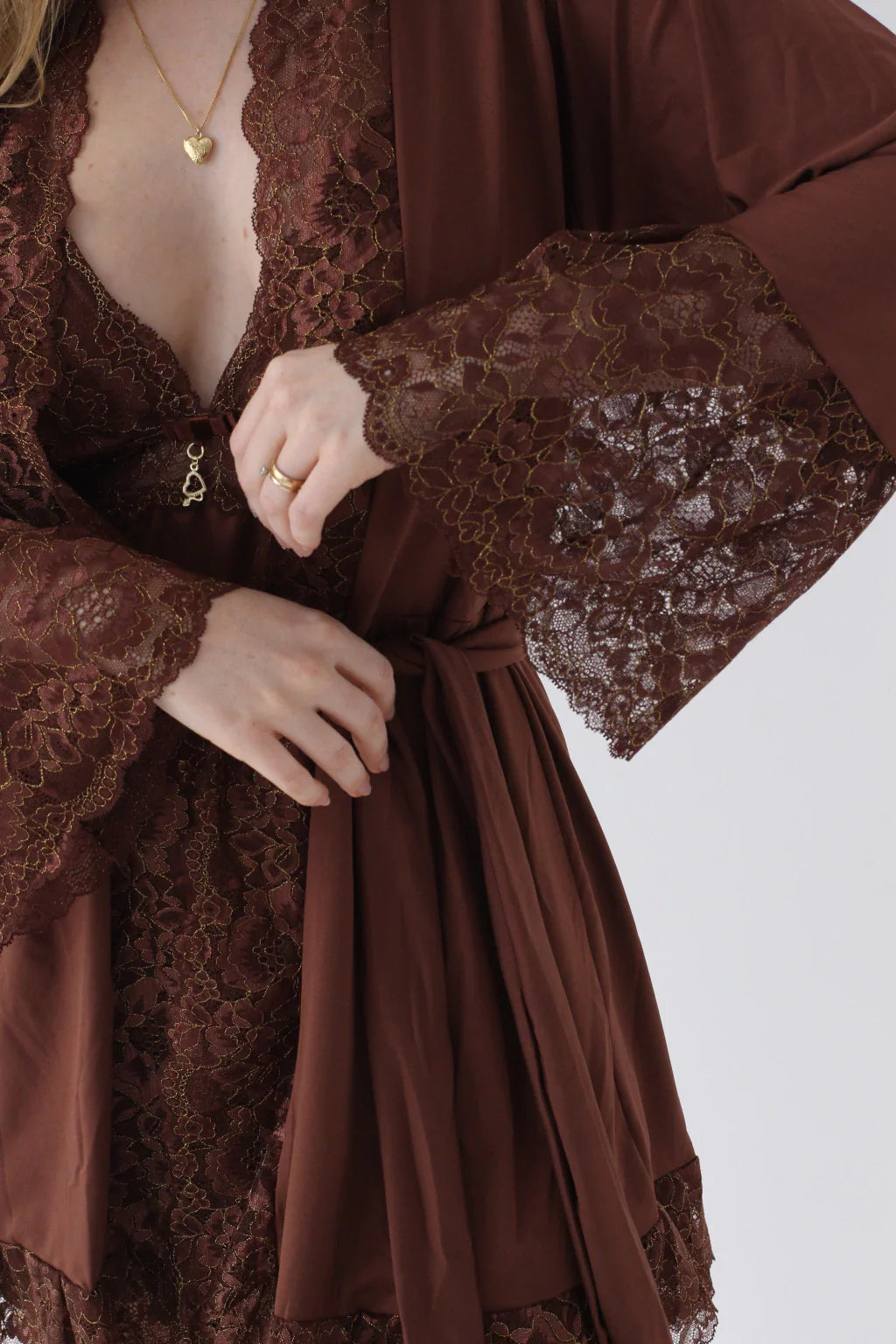 Kit Camisola Vênus (camisola + robe + calcinha)